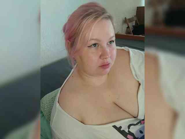 SashaLyubov webcam