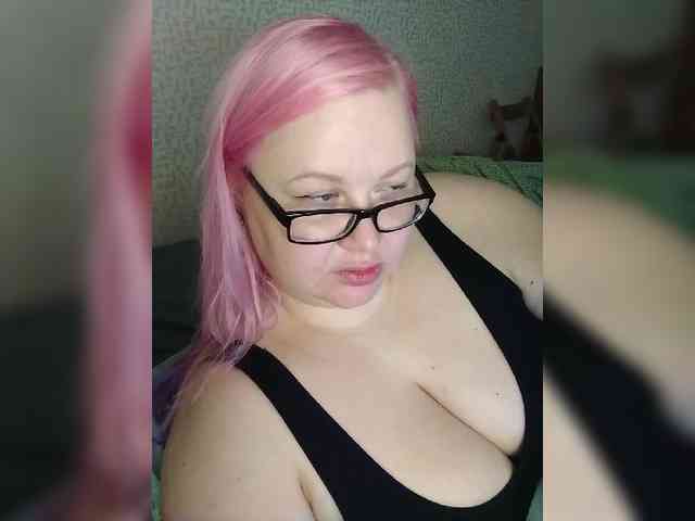 SashaLyubov webcam