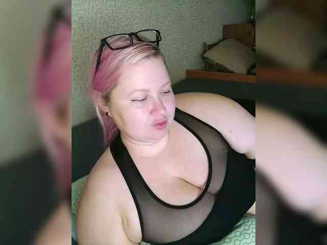 SashaLyubov webcam