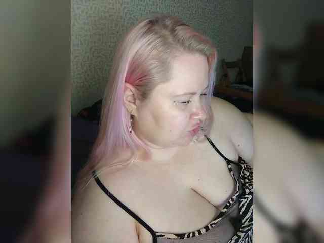 SashaLyubov webcam