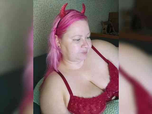 SashaLyubov webcam