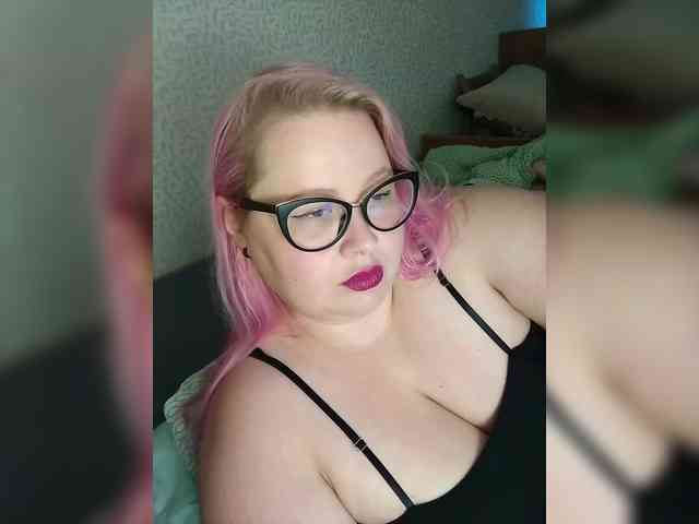 SashaLyubov webcam