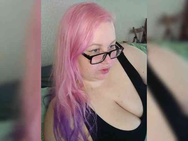 SashaLyubov webcam