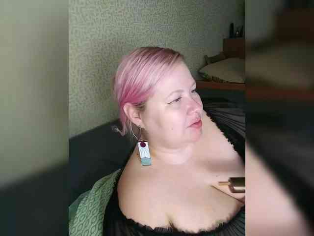 SashaLyubov webcam