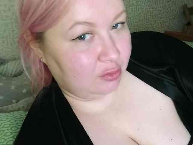 SashaLyubov webcam