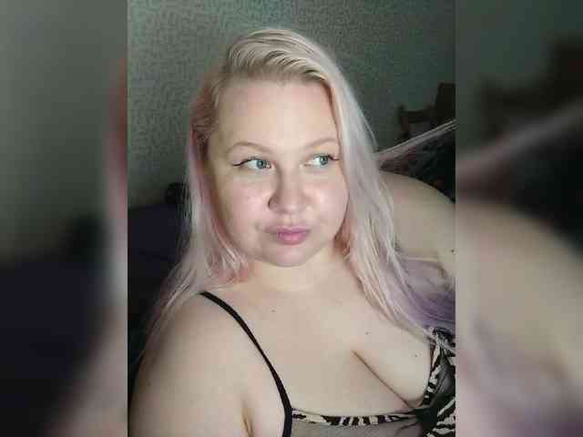 SashaLyubov webcam