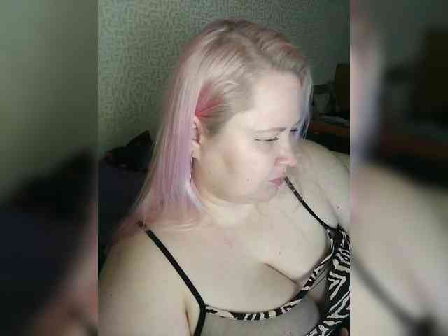 SashaLyubov webcam