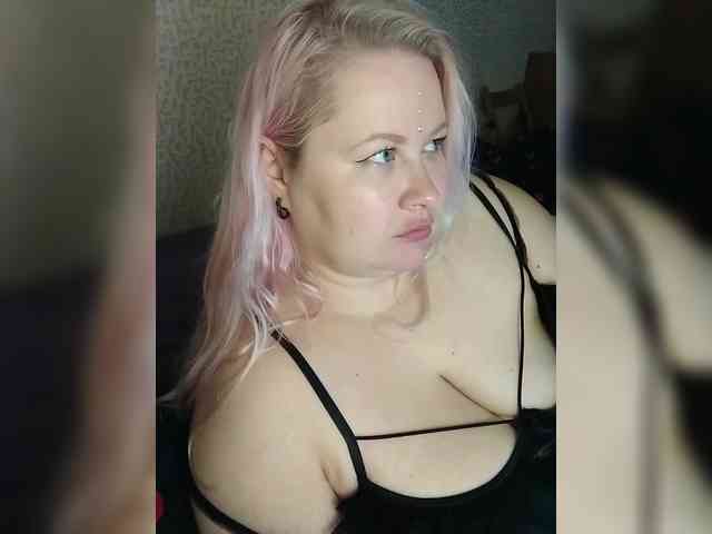 SashaLyubov webcam