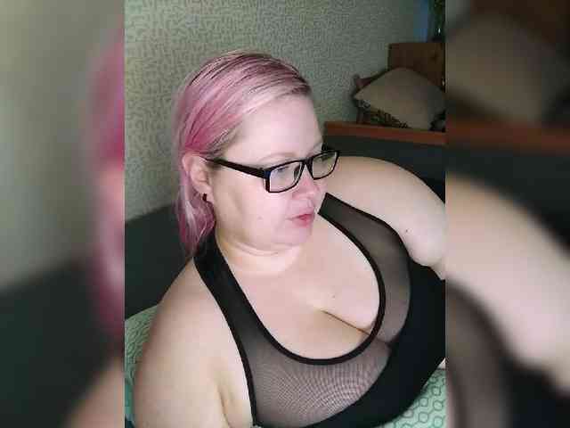 SashaLyubov webcam
