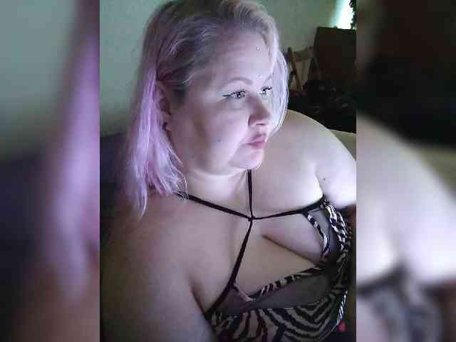 SashaLyubov webcam