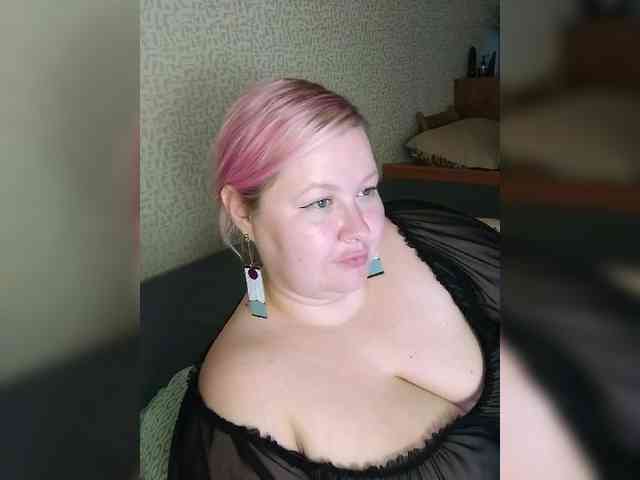 SashaLyubov webcam