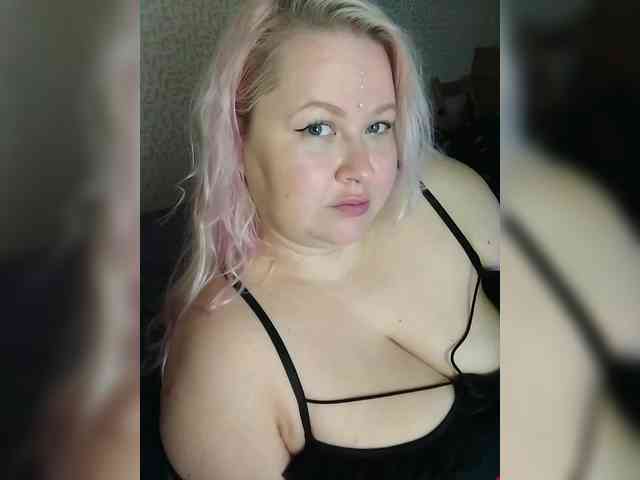 SashaLyubov webcam