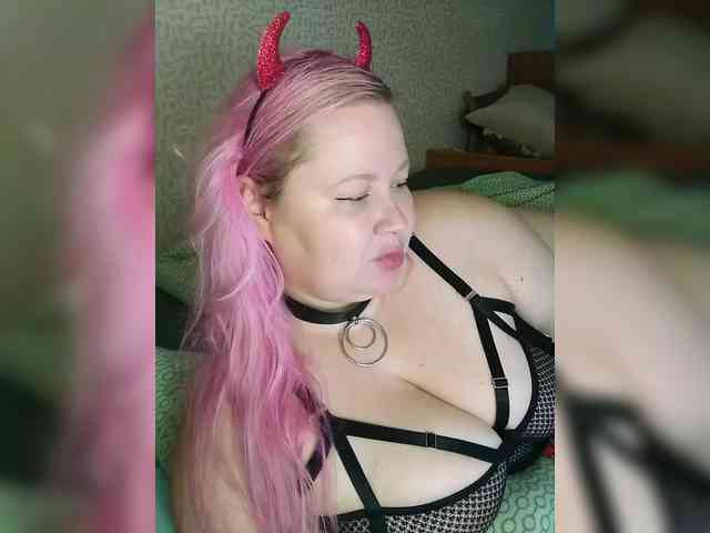 SashaLyubov webcam