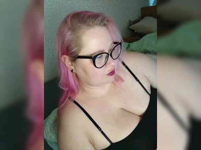 SashaLyubov webcam