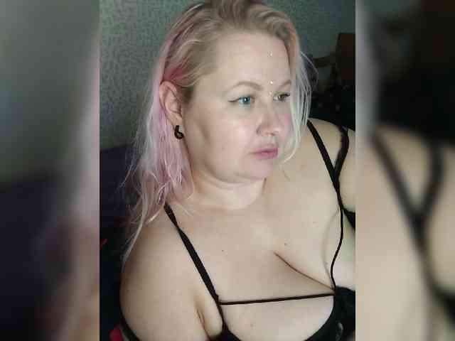 SashaLyubov webcam