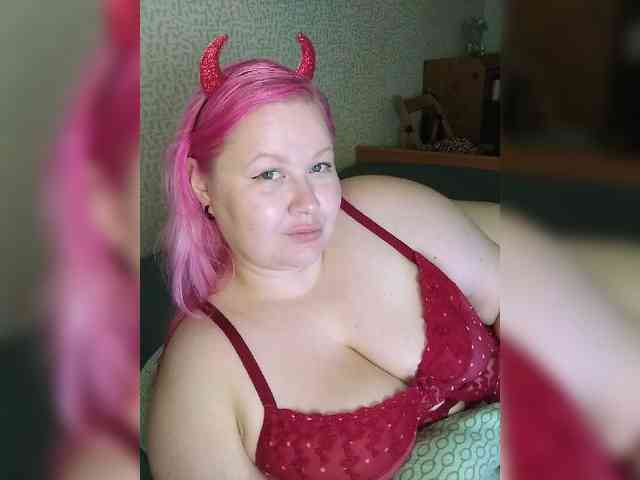 SashaLyubov webcam