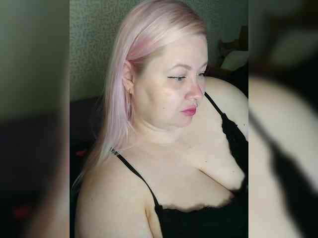 SashaLyubov webcam