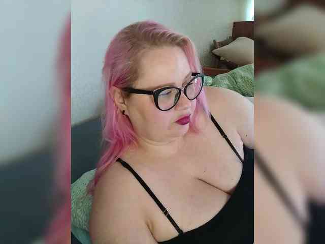 SashaLyubov webcam