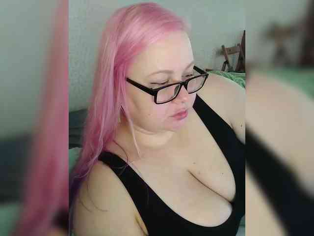 SashaLyubov webcam
