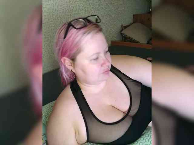 SashaLyubov webcam