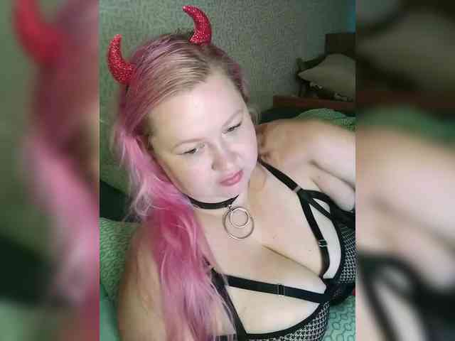 SashaLyubov webcam