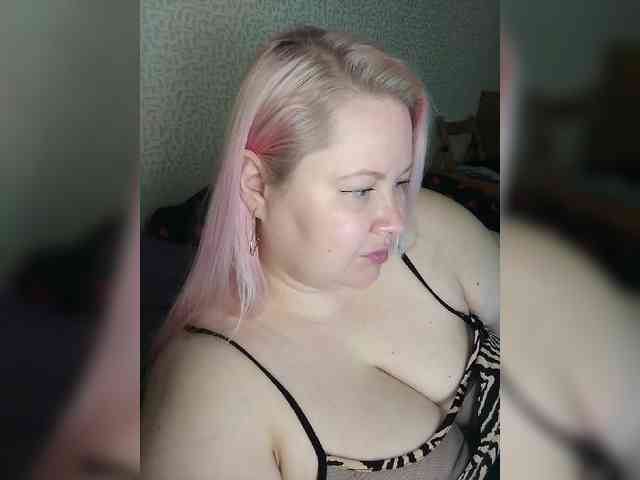 SashaLyubov webcam