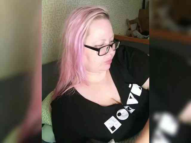 SashaLyubov webcam