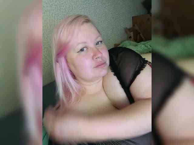 SashaLyubov webcam