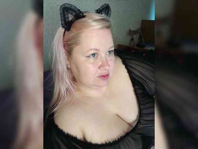 SashaLyubov webcam