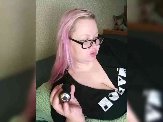 SashaLyubov webcam