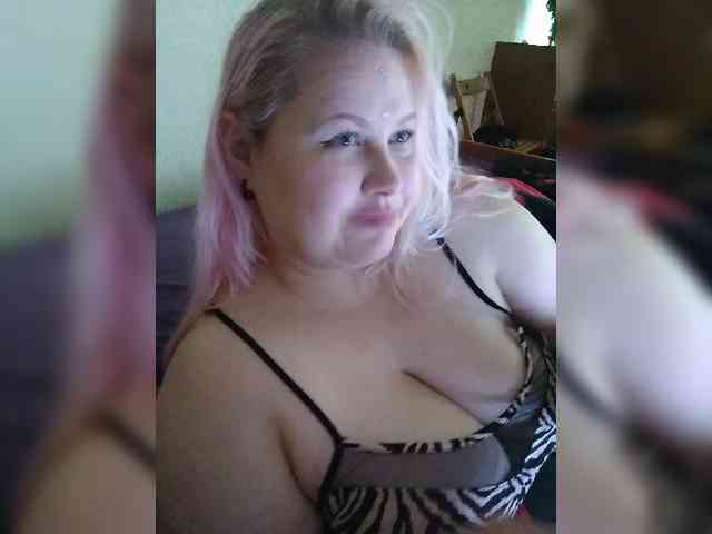 SashaLyubov webcam