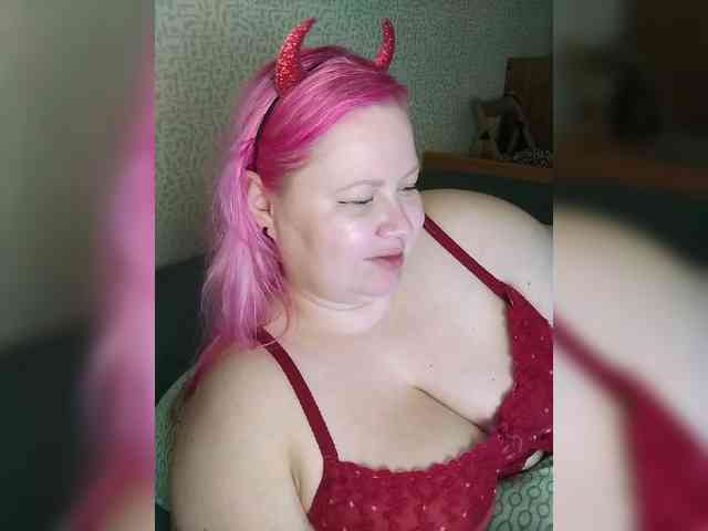 SashaLyubov webcam