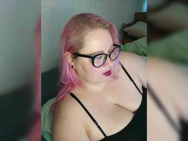 SashaLyubov webcam