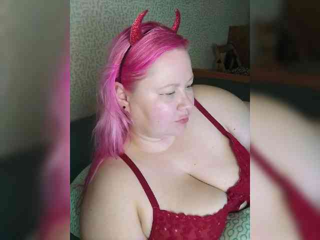 SashaLyubov webcam