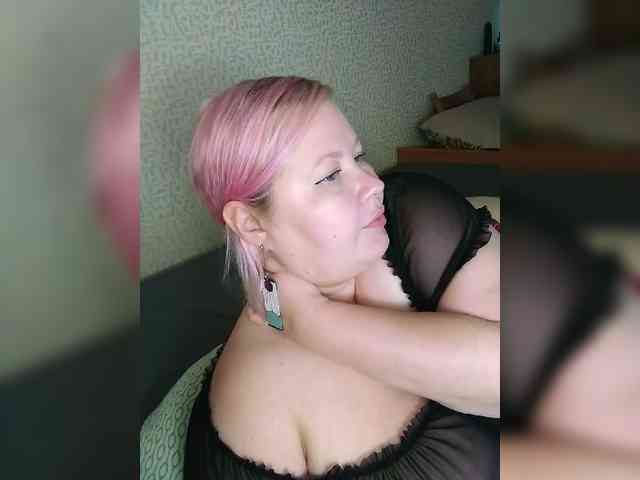 SashaLyubov webcam