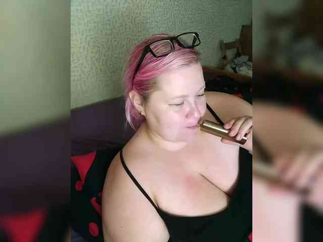 SashaLyubov webcam