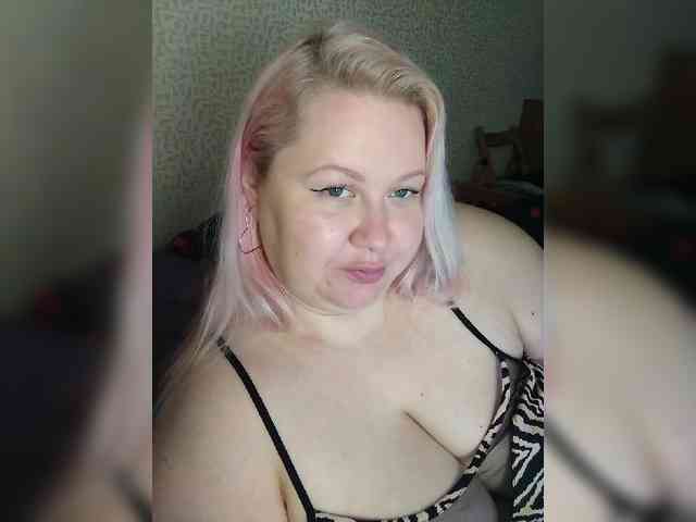 SashaLyubov webcam