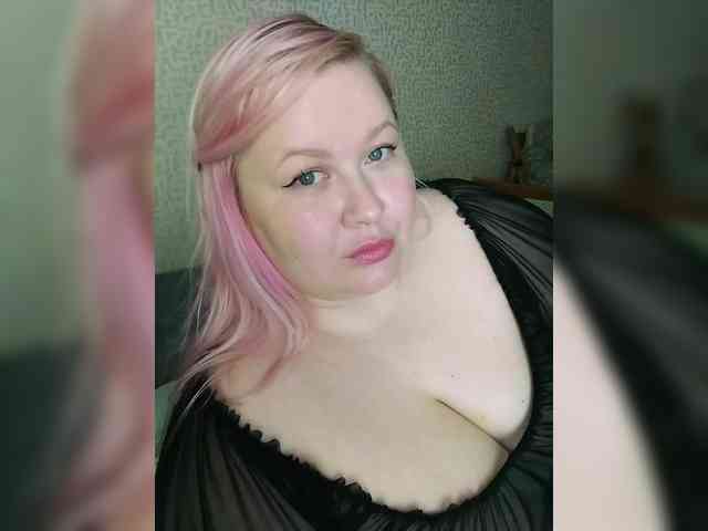 SashaLyubov webcam