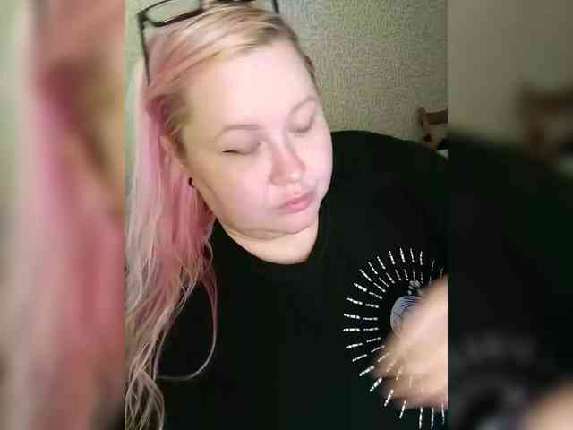 SashaLyubov webcam