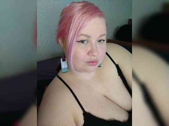 SashaLyubov webcam