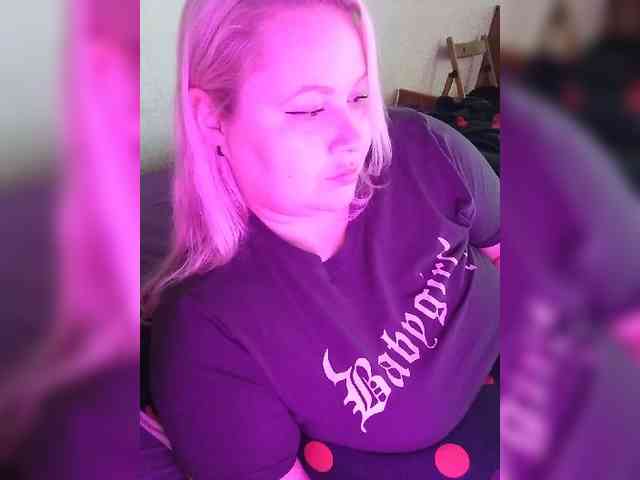 SashaLyubov webcam