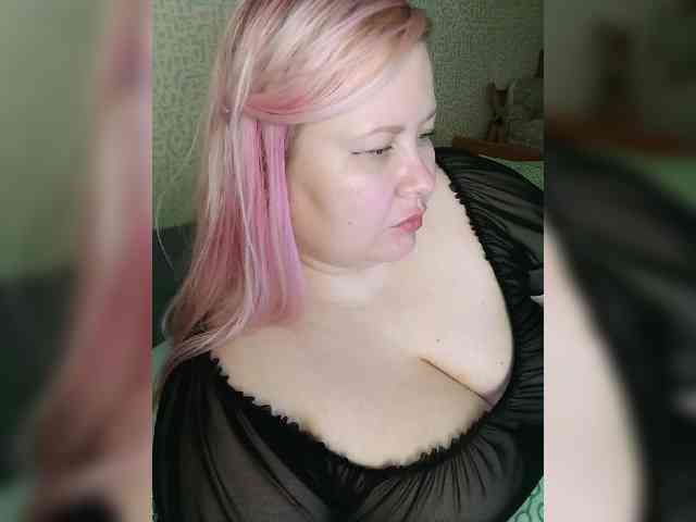 SashaLyubov webcam