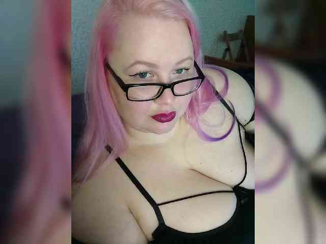 SashaLyubov webcam