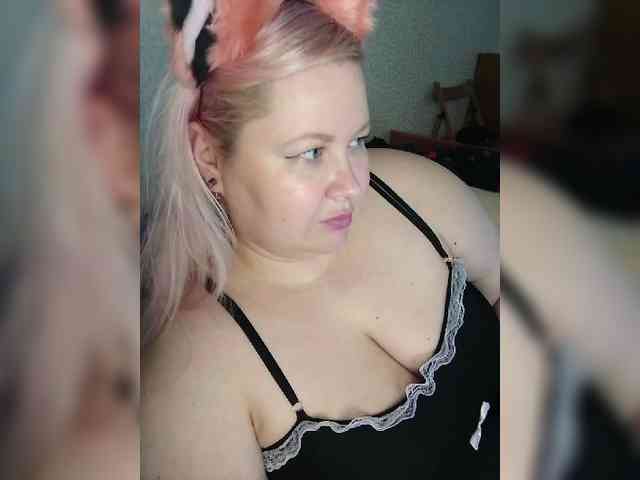SashaLyubov webcam