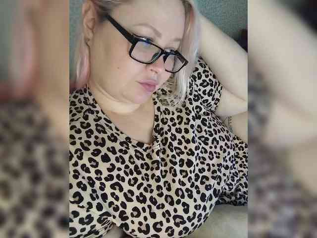 SashaLyubov webcam