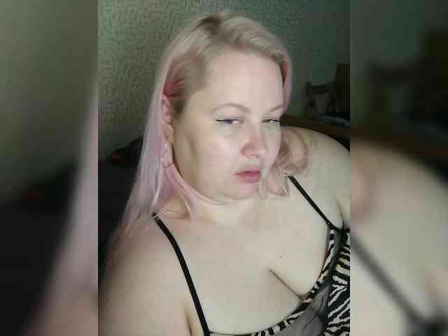 SashaLyubov webcam