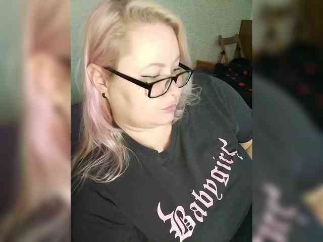 SashaLyubov webcam