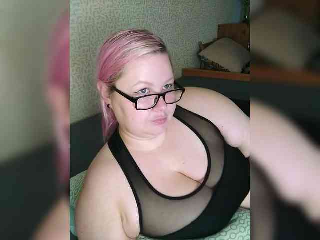 SashaLyubov webcam