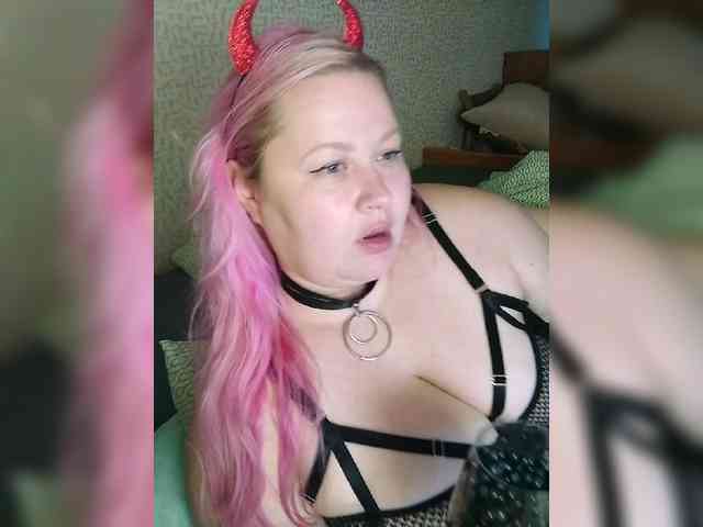 SashaLyubov webcam