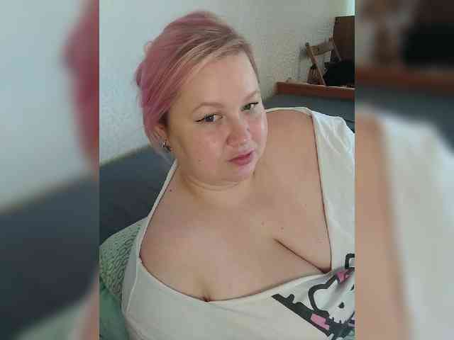 SashaLyubov webcam